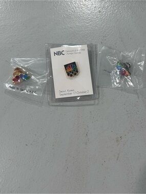 NBC 1988 Seoul Olympic Peacock Pin - Multicolor